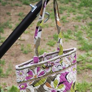 Vera Bradley Bags - VGUC Vera Bradley Toggle Tote in Portobello Road Vera Bradley Bags - VGUC Vera Bradley Toggle Tote in Portobello Road